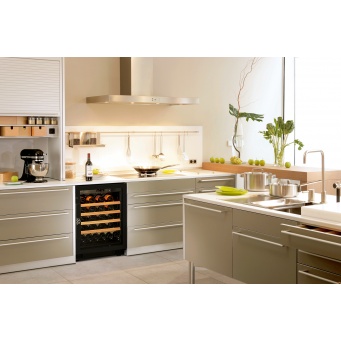 compact-v059-gv-in-situ-beige-kitchen